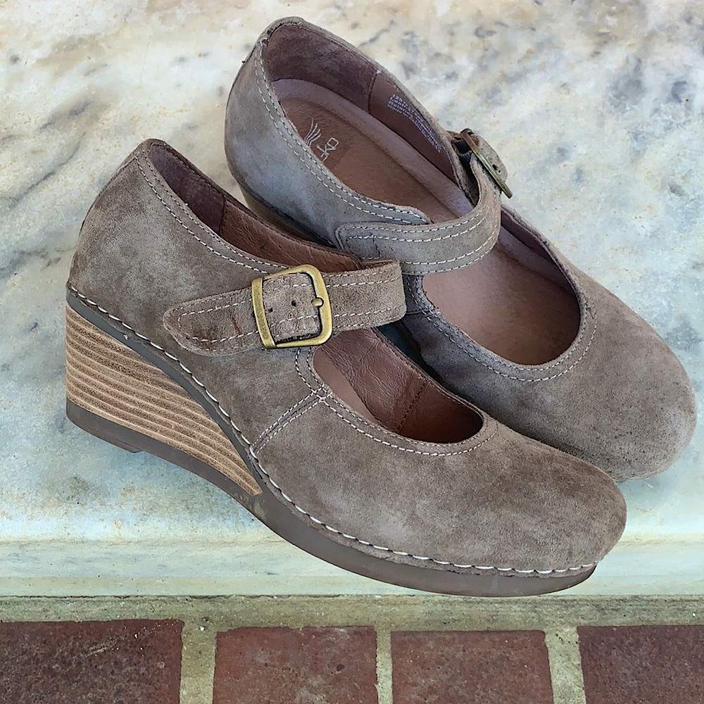 Women’s brown Dansko wedges